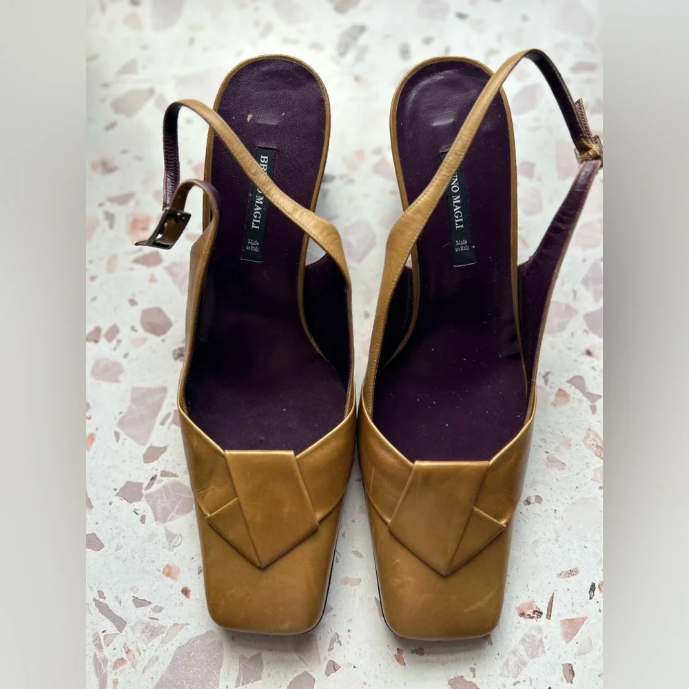 NEW Bruno Magli Made in Italy Leather Heels Size 10B – Style 124050 - Picture 1 of 7